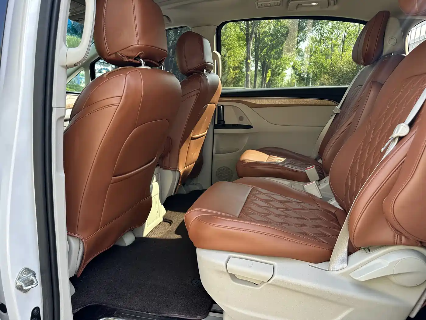 Buick GL8 2017 ES 28T Comfort Type China V фото 8