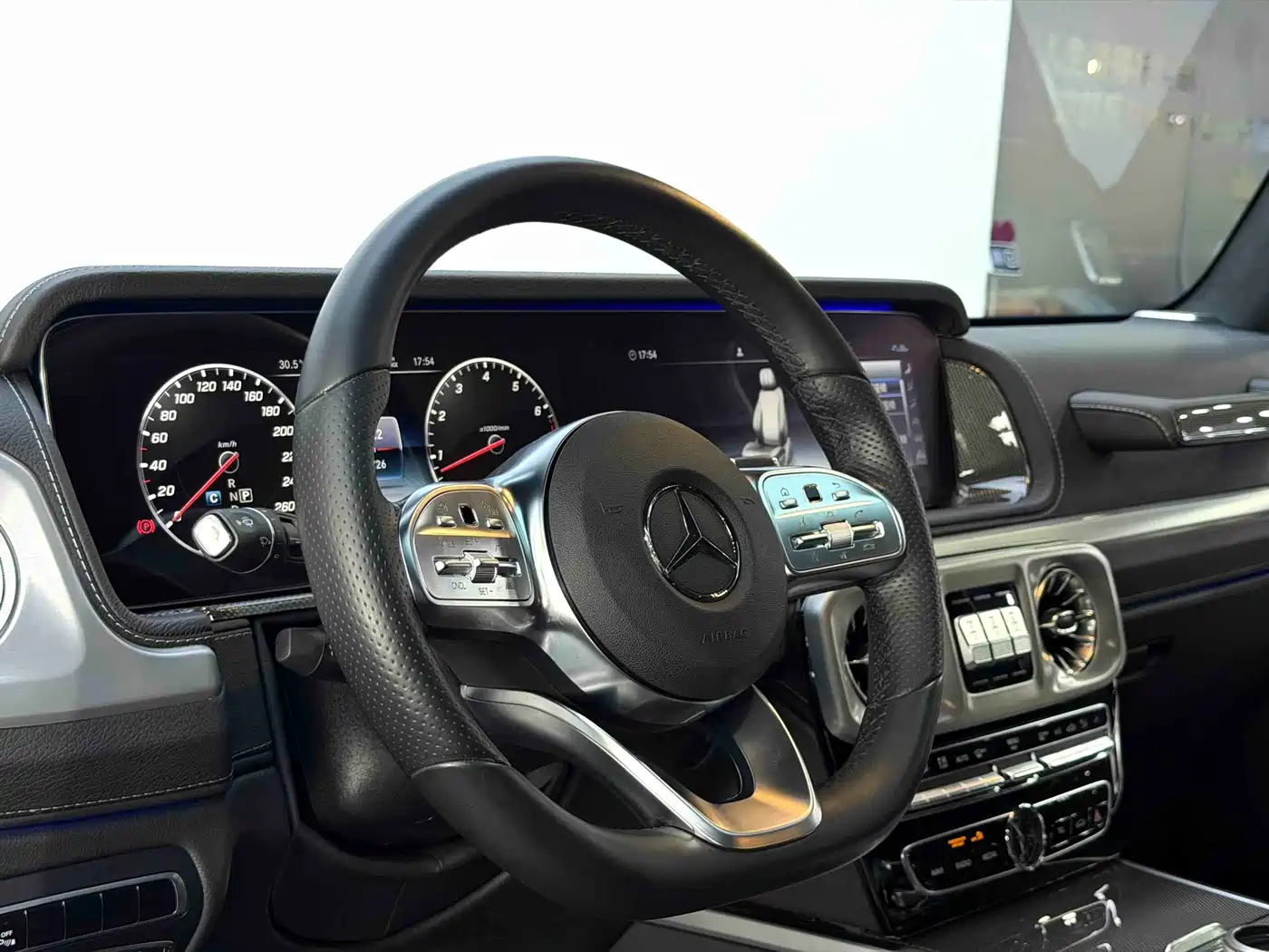 Mercedes-Benz G-Class 2022 G 500 фото 15
