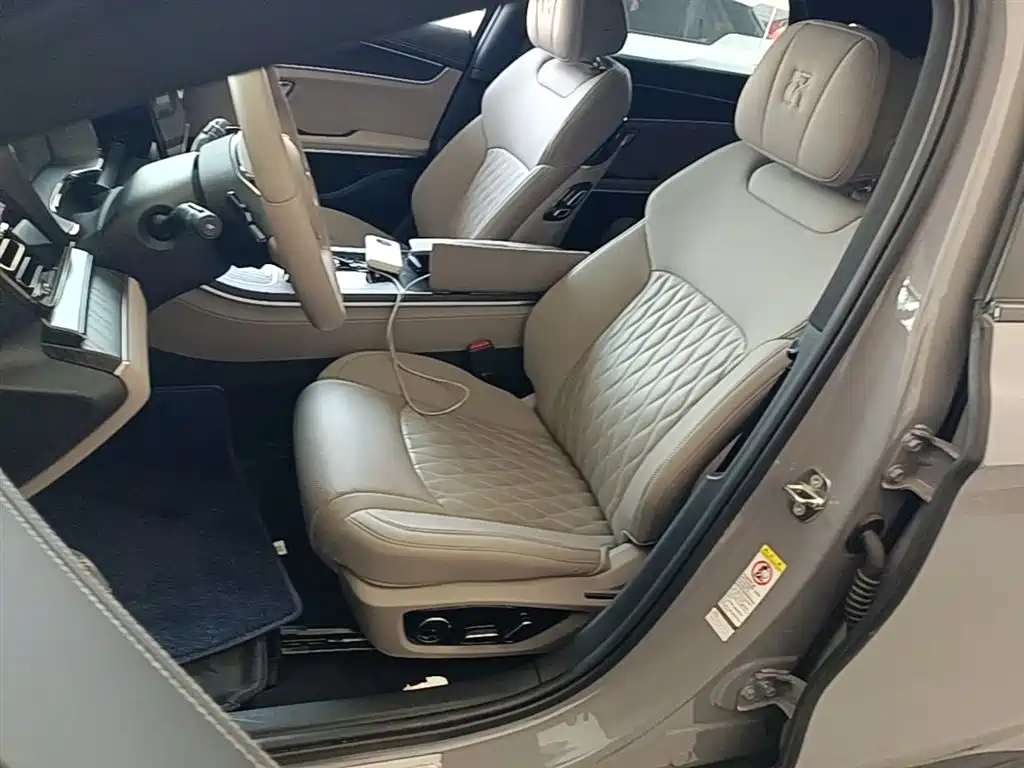 BYD Han 2025 DM-i Smart Driving Edition 125KM LiDAR Flagship фото 11