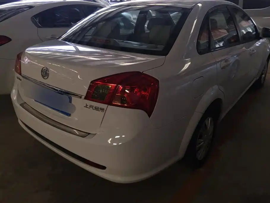 Buick Excelle 2015 1.5L Automatic Classic фото 3