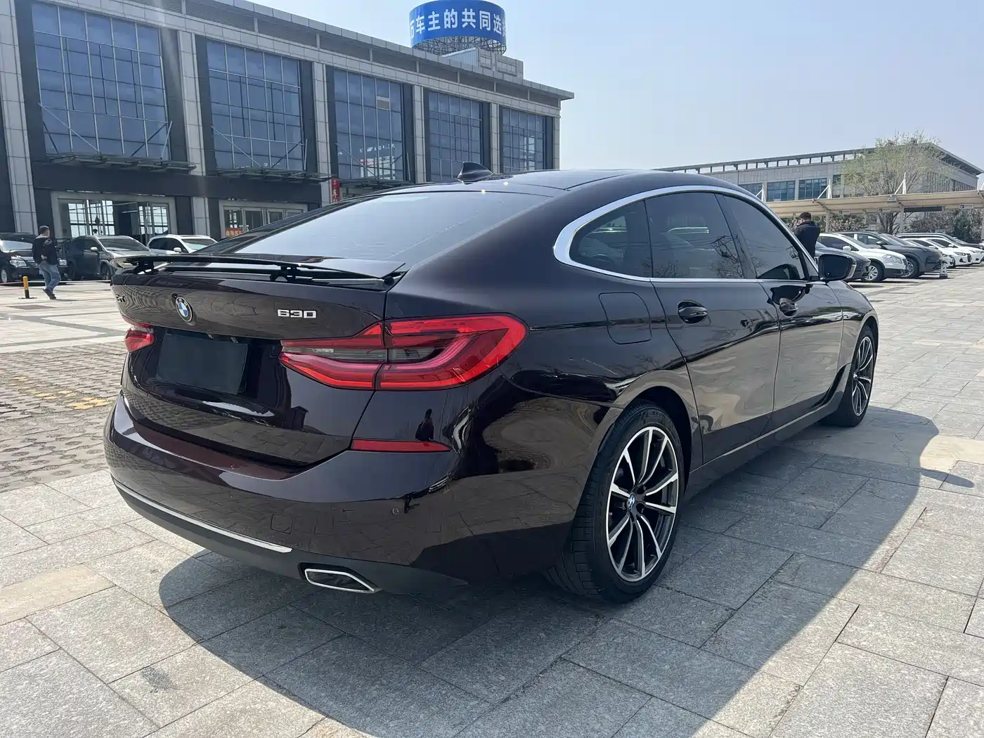 BMW 6 Series GT 2020 630i M Sport Package фото 3