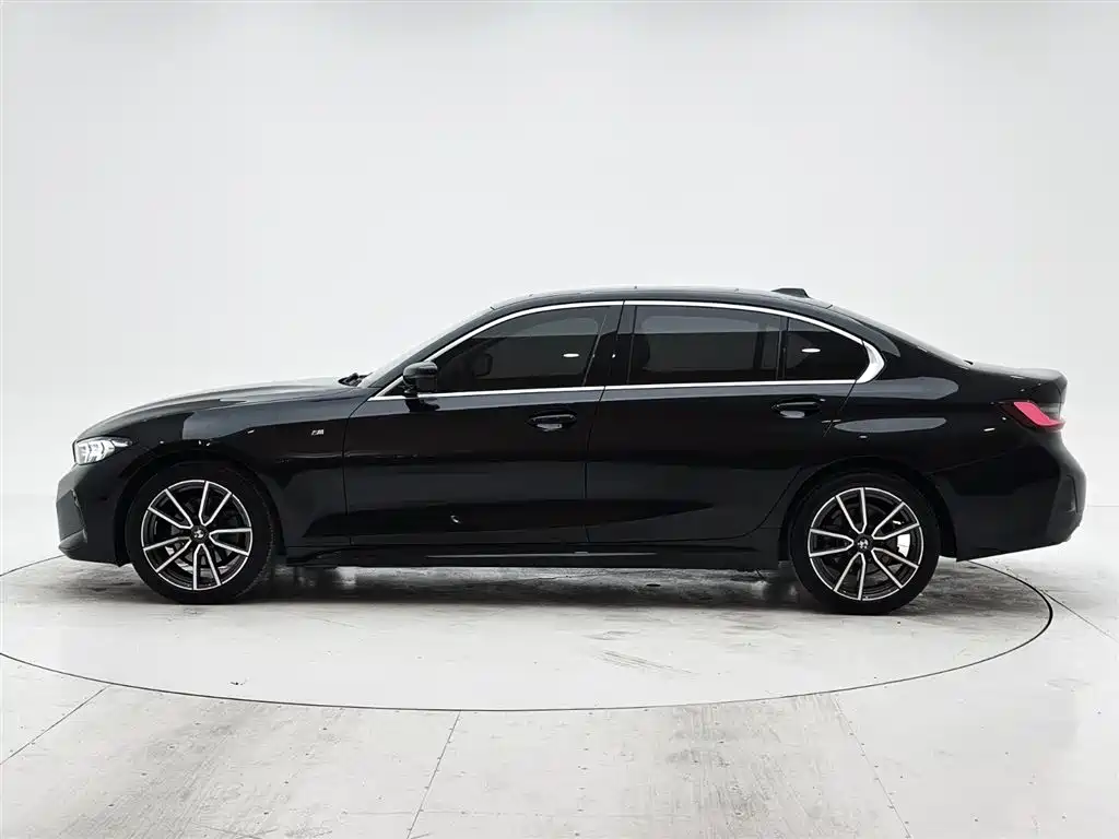 BMW 3 Series 2023 320Li M Sport Package фото 7
