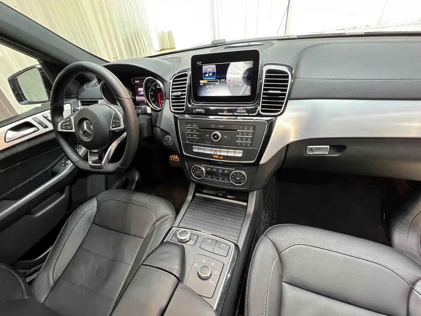 Mercedes-Benz GLE AMG 2017 AMG GLE 43 4MATIC фото 21