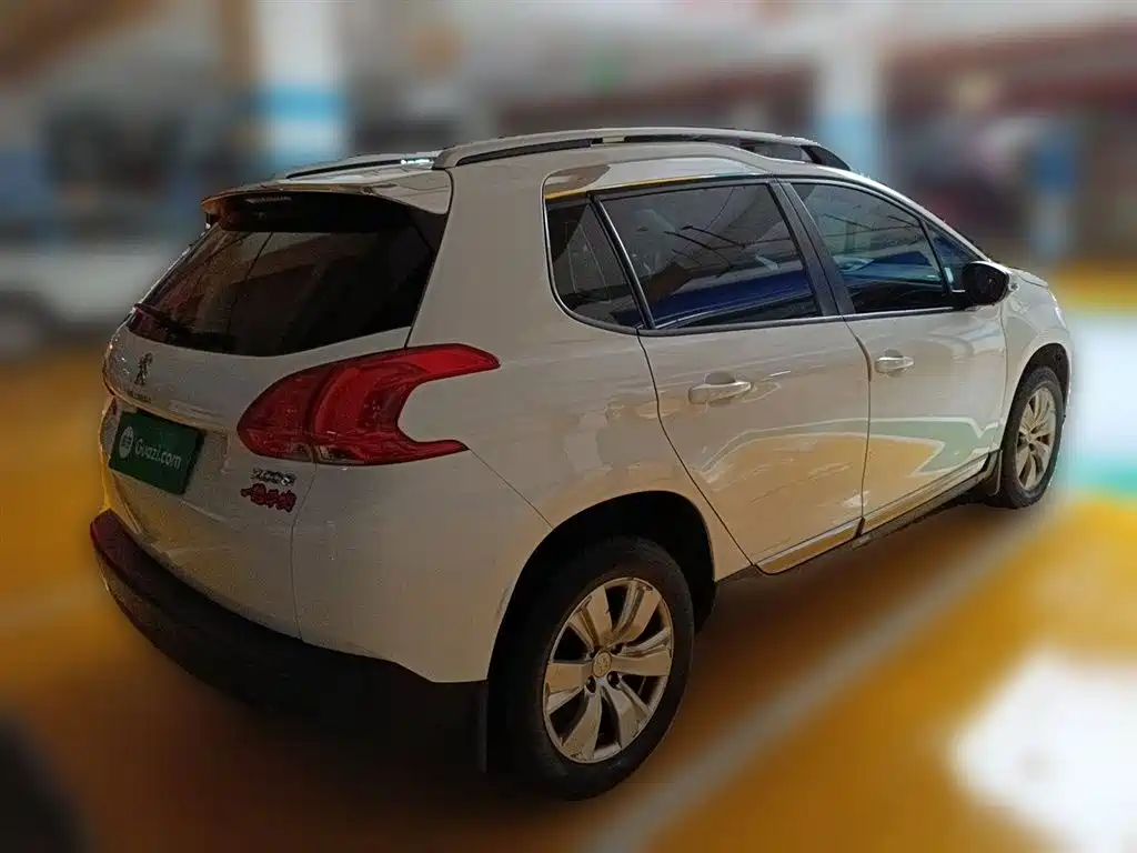 Peugeot 2008 2014 1.6L Automatic Fashion Edition фото 5