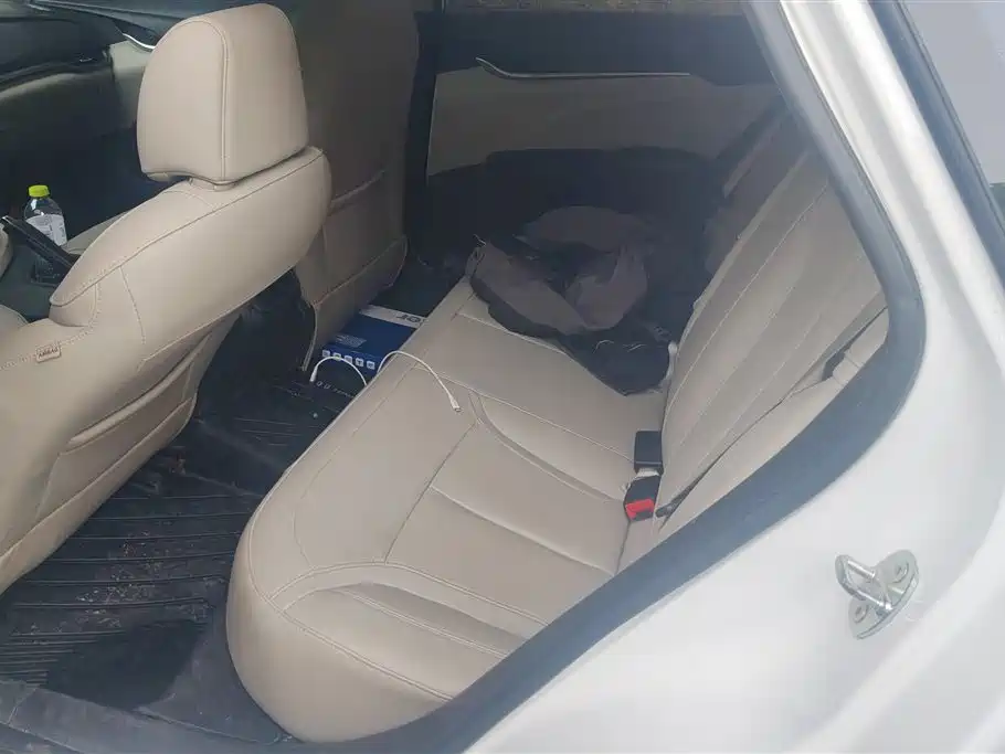 Buick Excelle 2018 15T Manual Elite (China V) фото 11