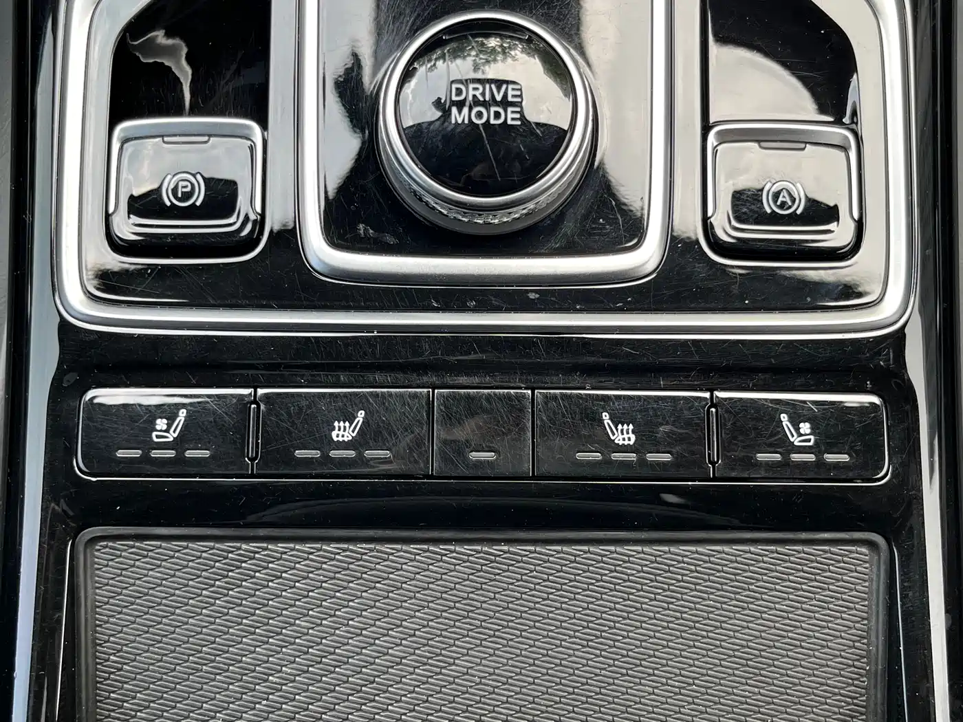 Hongqi HS5 2022 Facelift 2.0T Smart Flag Enjoyment AWD Edition фото 13