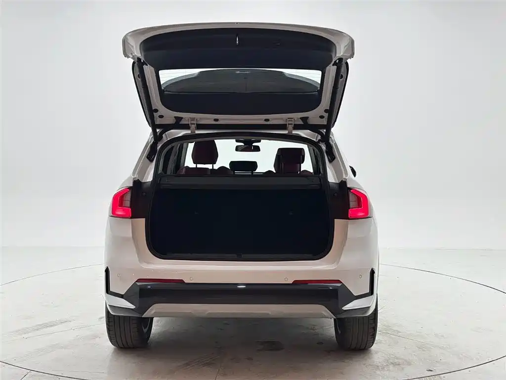 BMW X1 2023 sDrive20Li X Design Package фото 8