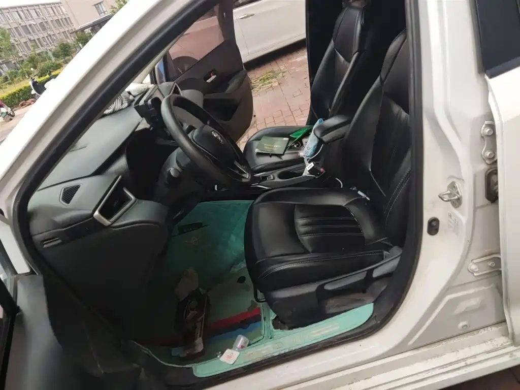 Toyota Corolla 2019 1.2T S-CVT GL Pioneer Edition фото 12