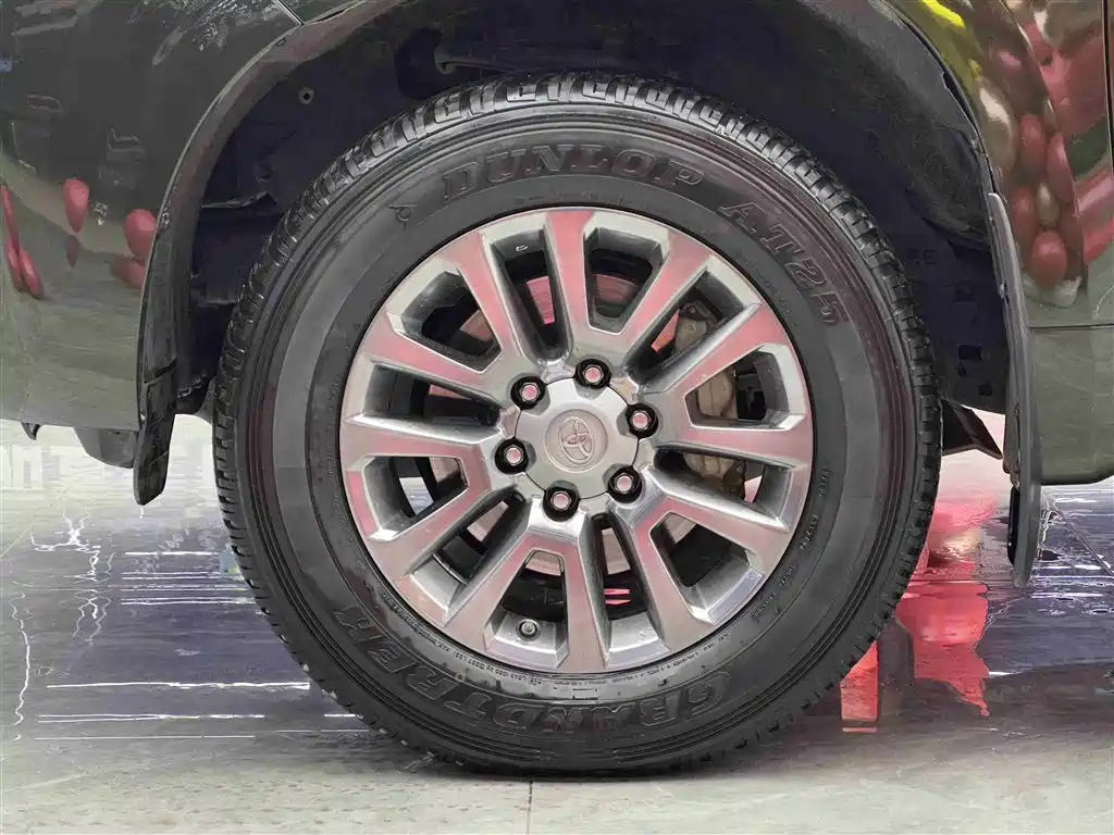 Toyota Prado 2019 3.5L Automatic TX-L Zunxiang Edition with Rear-mounted Spare Tire фото 4