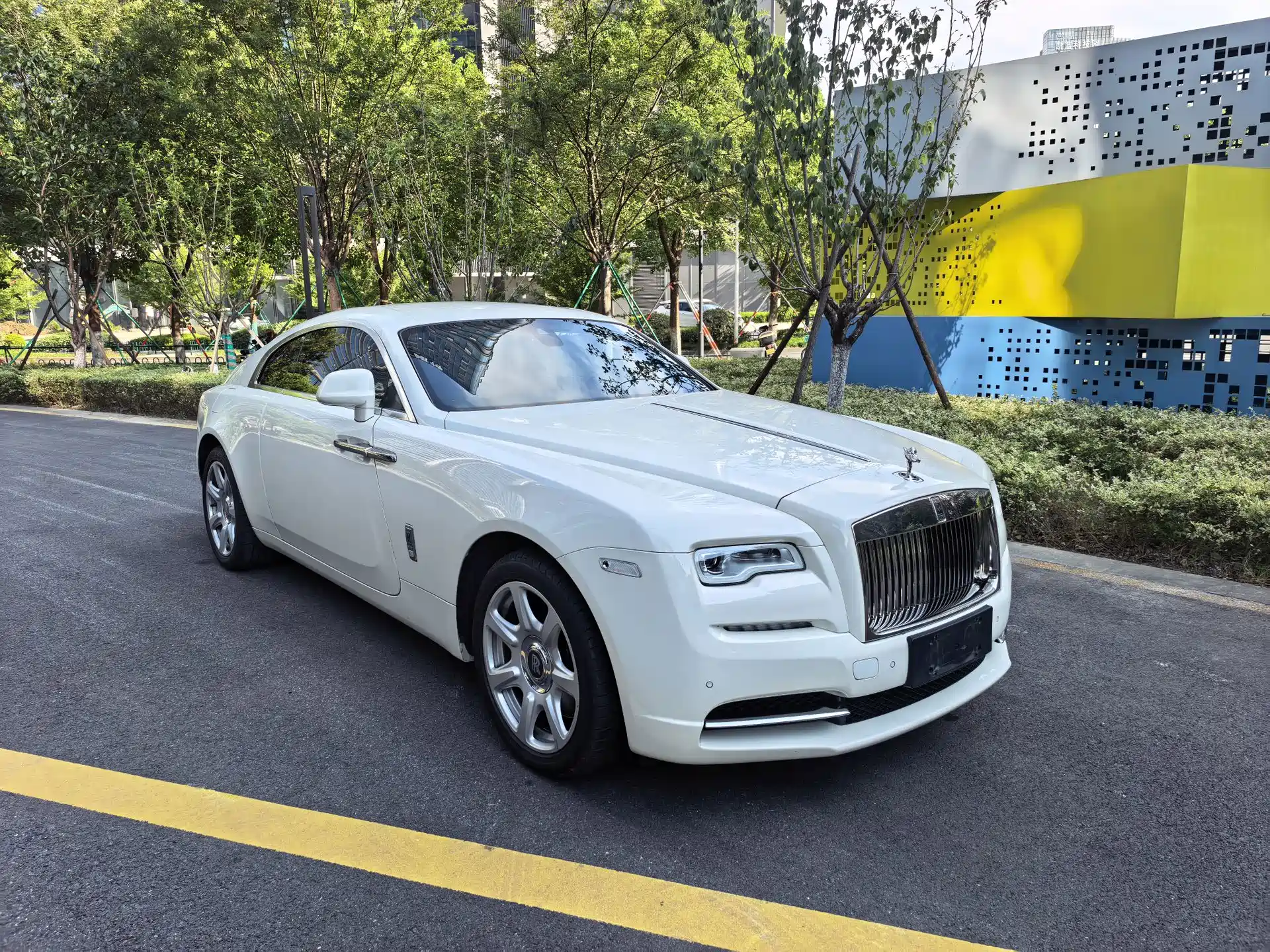 صورة 1 - Rolls-Royce Wraith