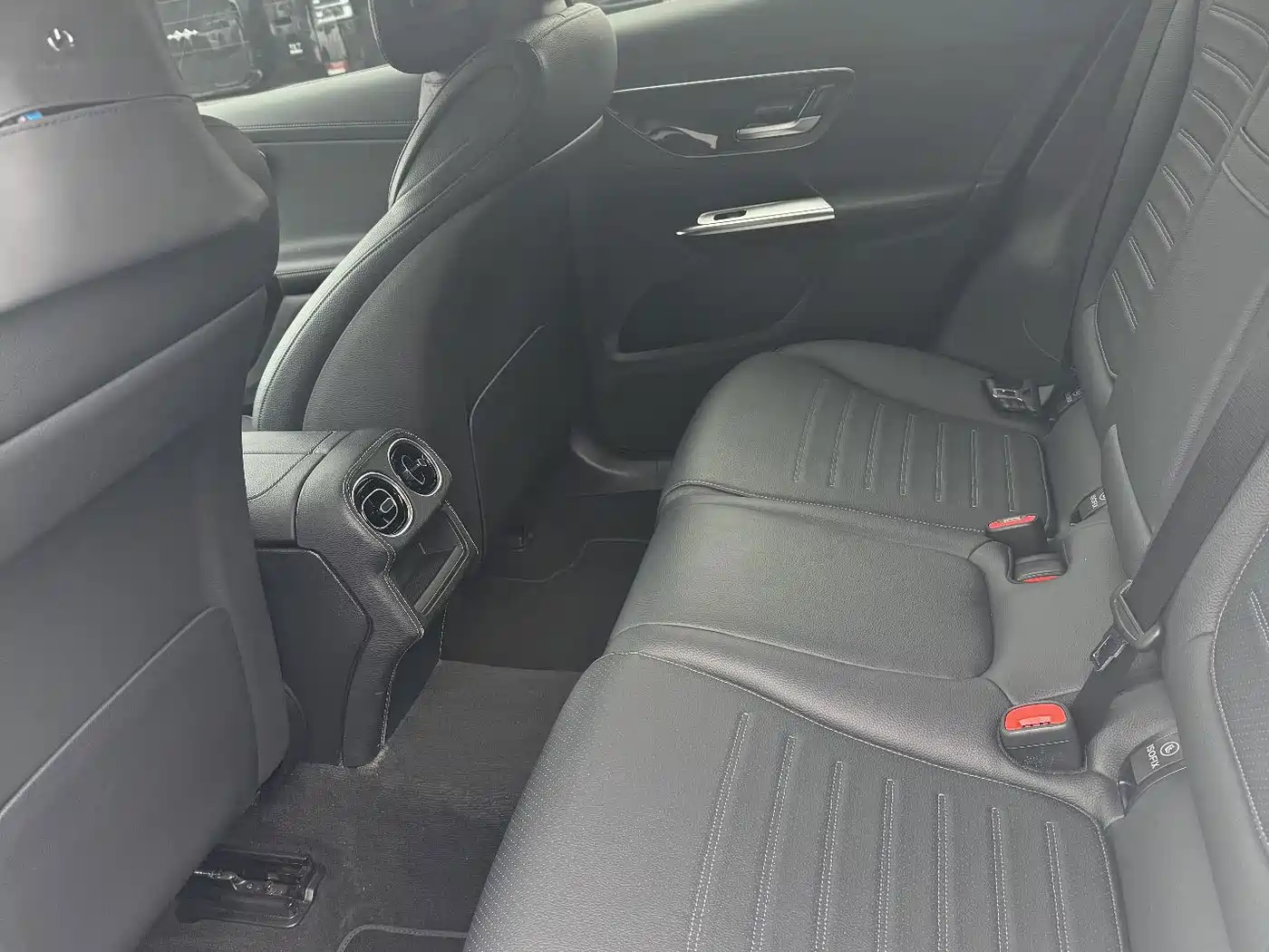 Mercedes-Benz GLC, миниатюра 10