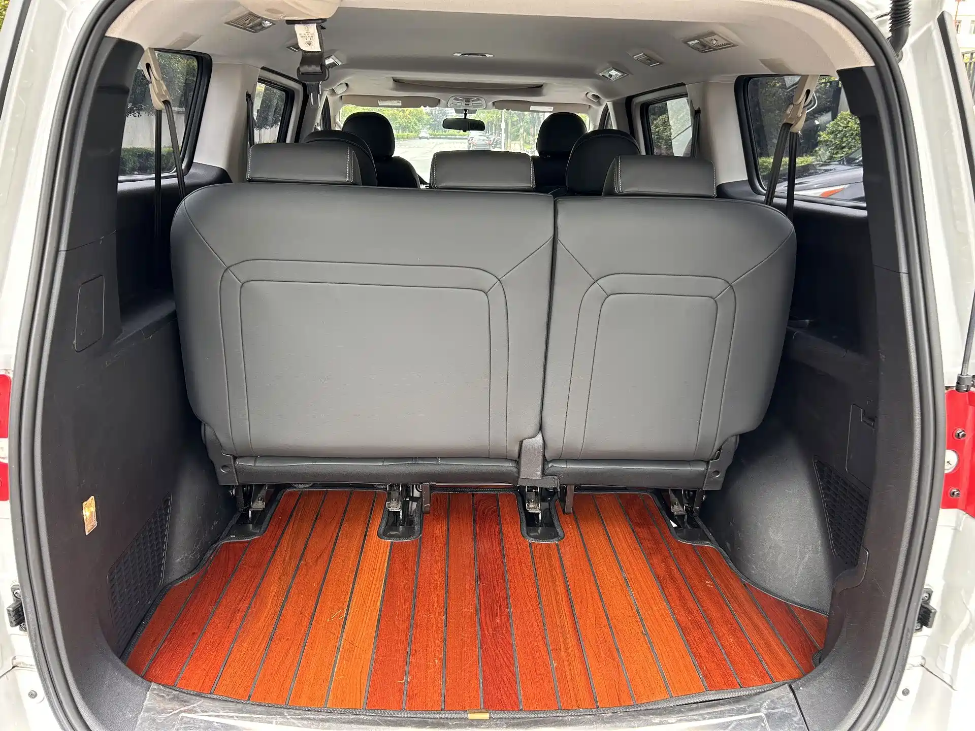 Фото 7 - Maxus G10