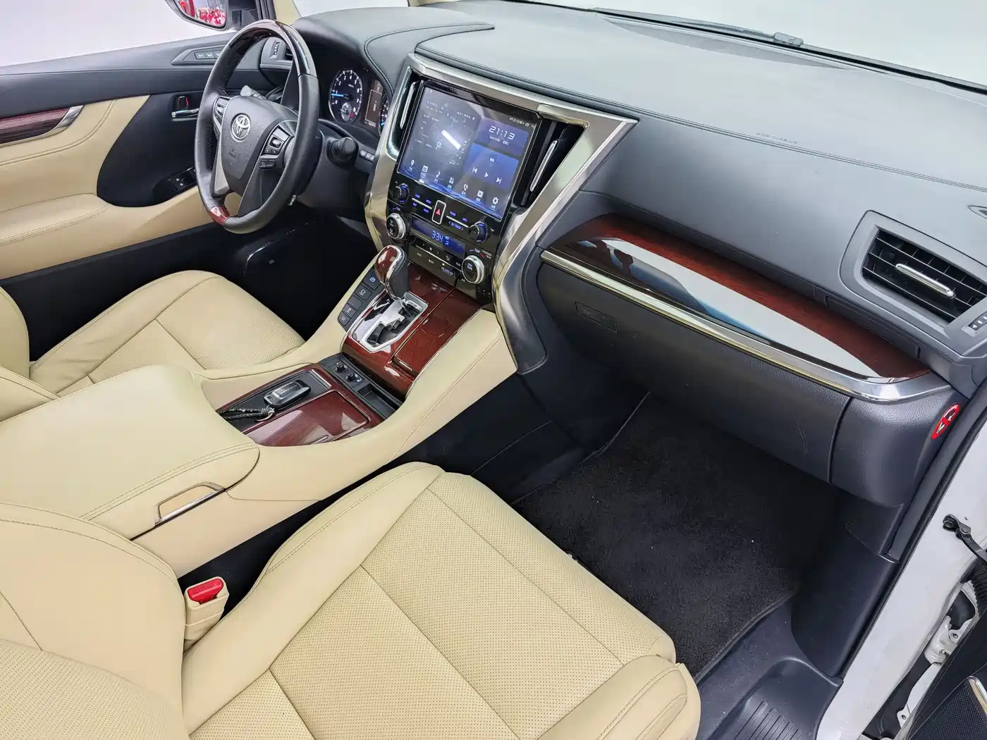Toyota Alphard 2015 3.5L Luxury Edition фото 9