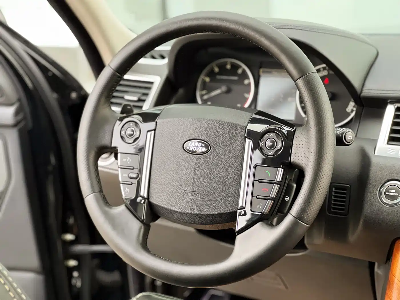 Land Rover Range Rover Sport 2010 5.0 SC V8 HSE фото 14