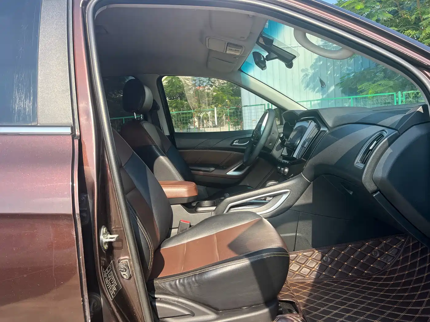 Jiangling Yusheng S350 2017 2017 2.0T Automatic 2WD Diesel Luxury 5-Seater