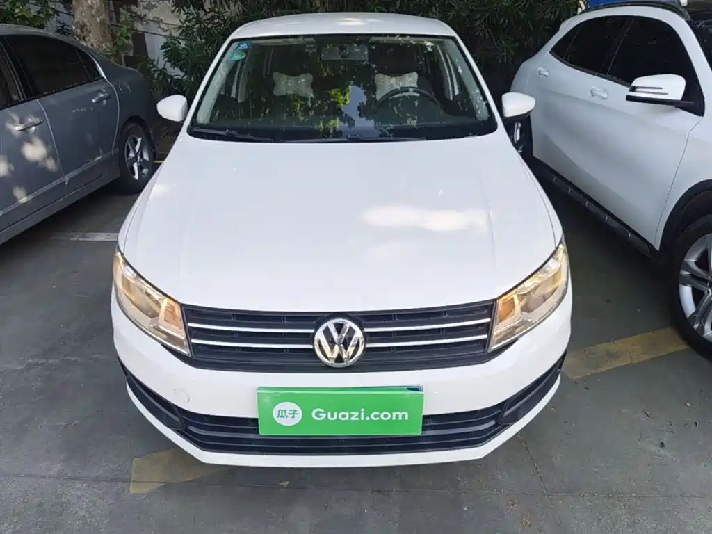 Volkswagen Santana 2015 Gran Santana 1.6L Manual Trend фото 3