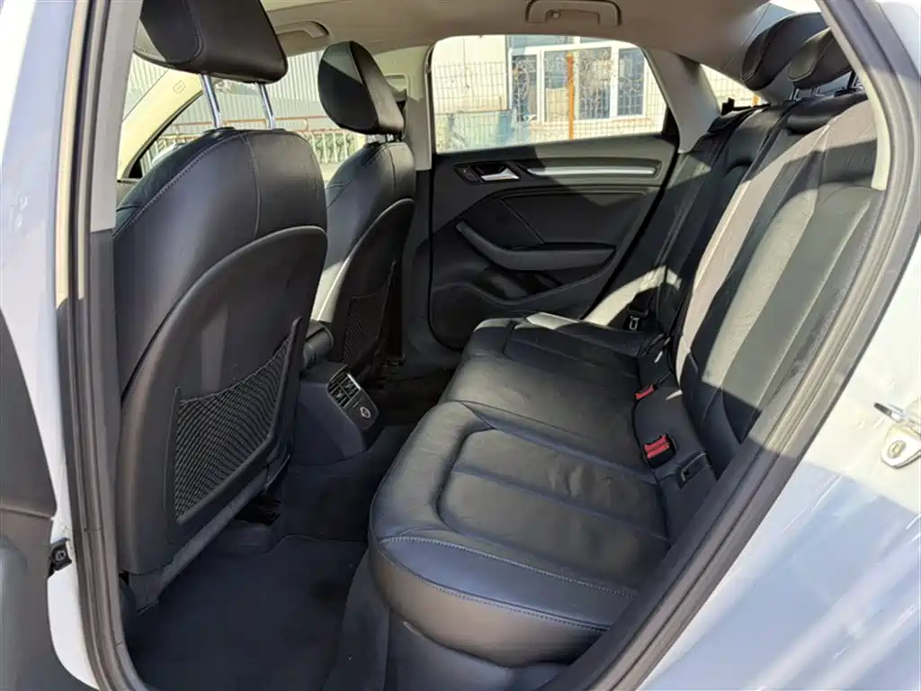 Audi A3 2015 Limousine 35 TFSI Millionth Anniversary Comfort Enjoyment Type фото 10