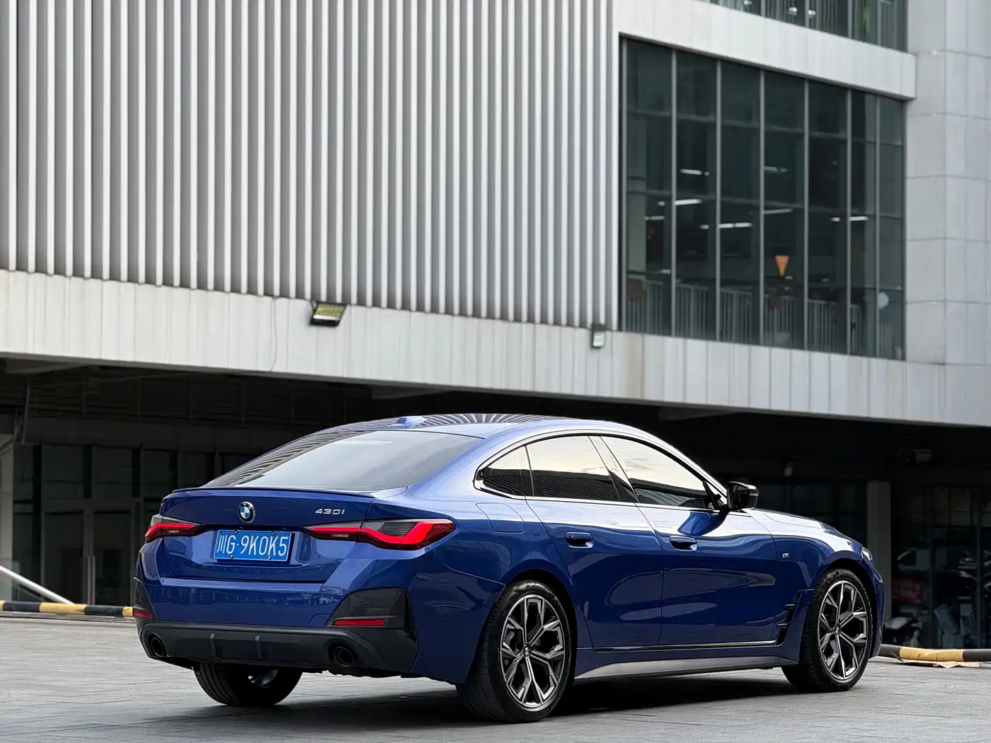 BMW 4 Series 2022 430i Gran Coupe M Sport Night Package фото 7