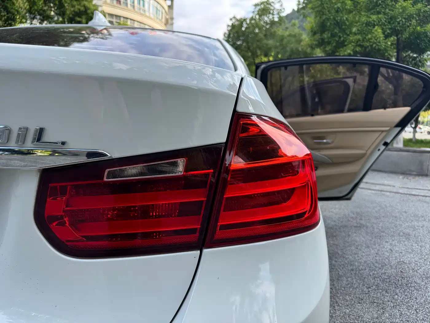 BMW 3 Series 2014 320Li Fashion фото 21