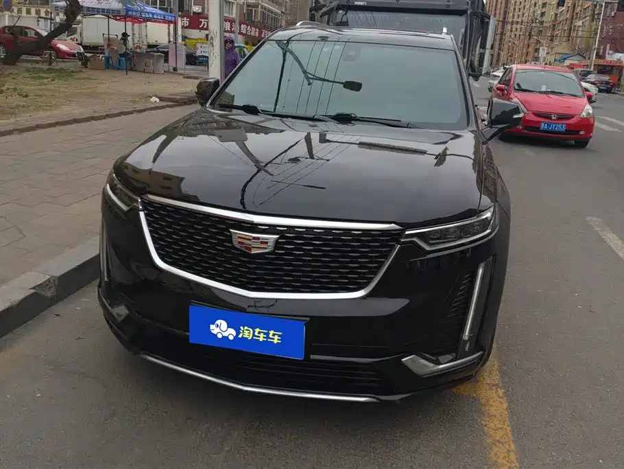 Cadillac XT6 2020 28T 6-Seater 4WD Luxury Ultimate Audio Edition фото 2