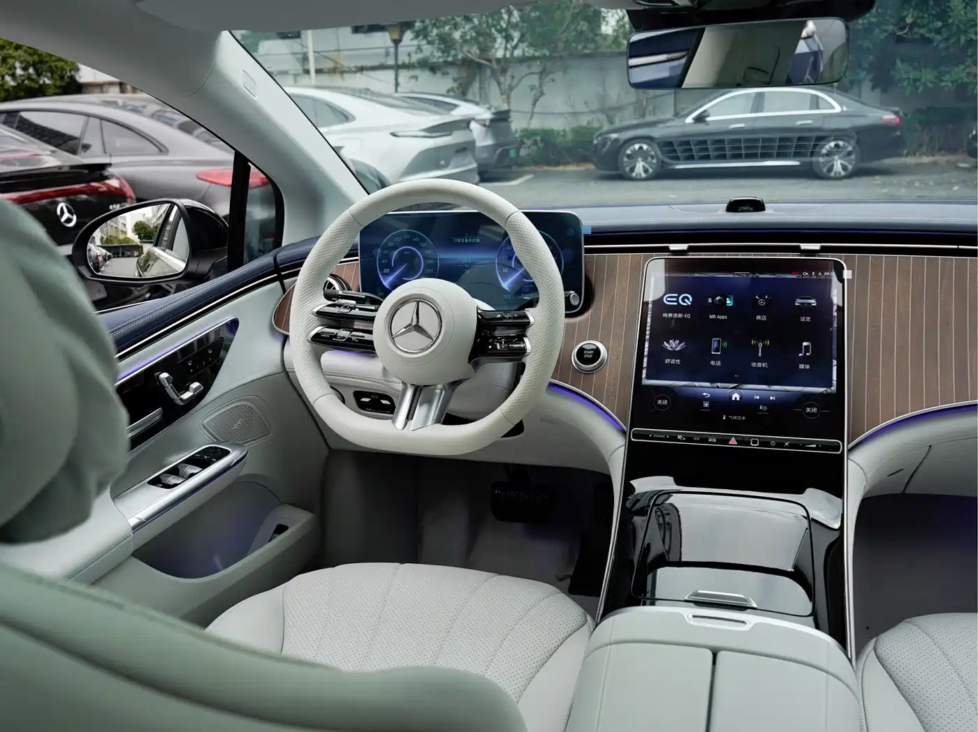 Mercedes-Benz EQE 2025 500 4MATIC Pioneer фото 10