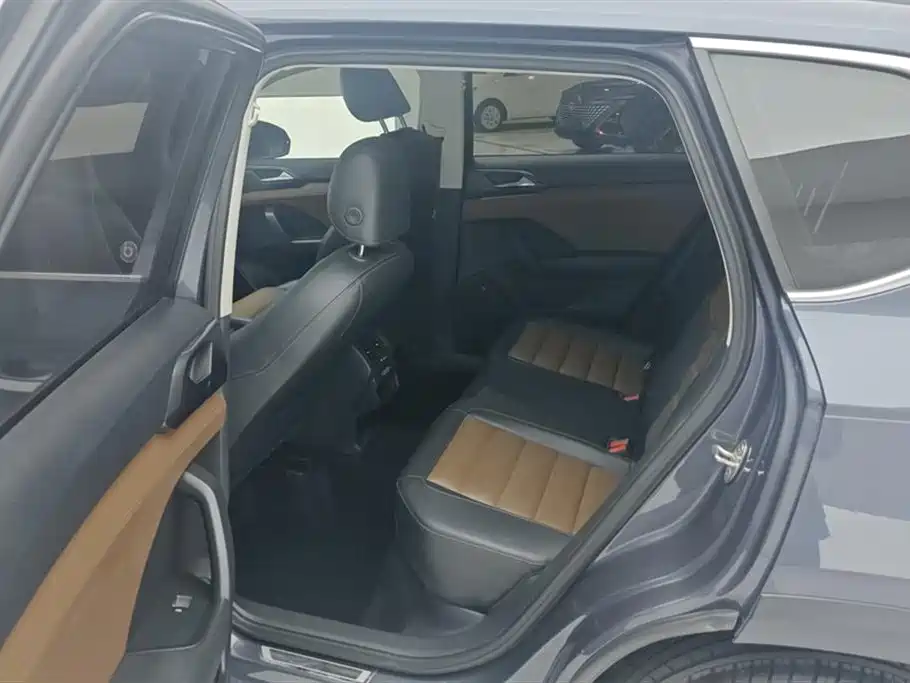 Volkswagen Tharu 2019 Model 330TSI 4WD Flagship Edition China VI фото 11
