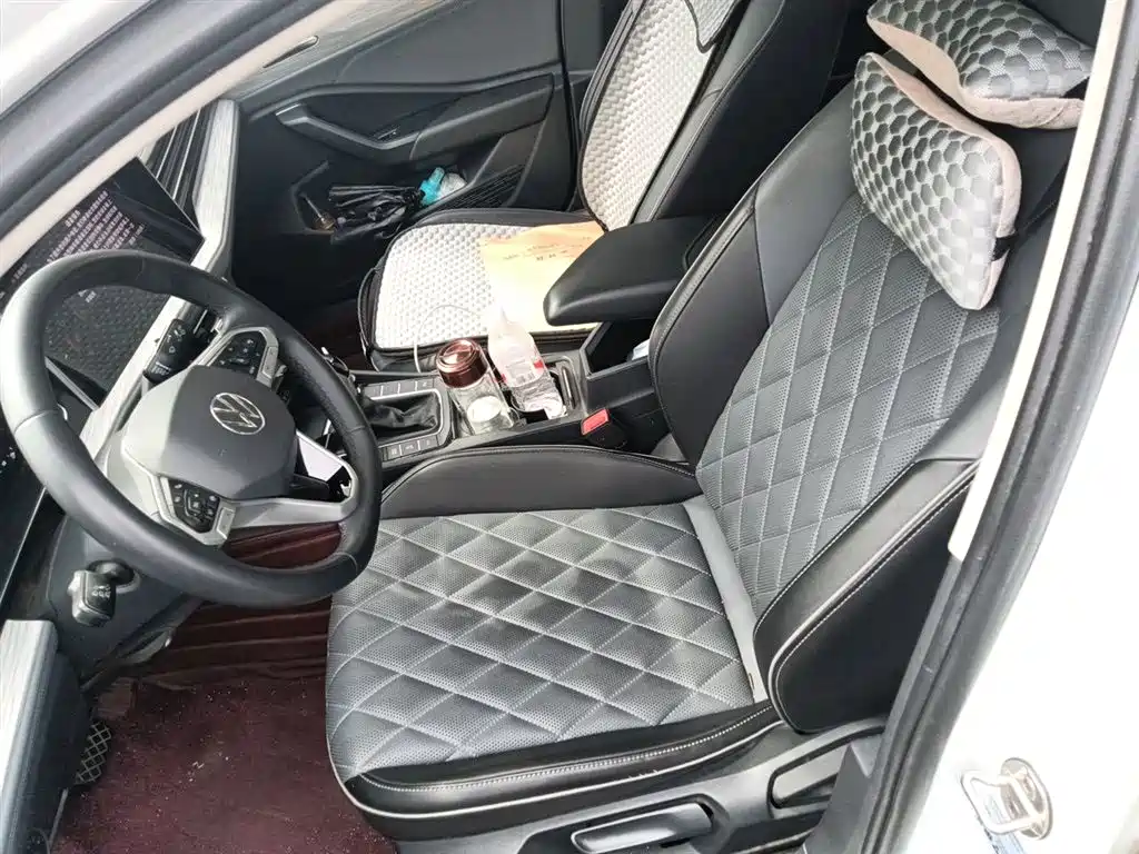 Volkswagen Sagitar 2023 300TSI DSG Surpassing Edition фото 8