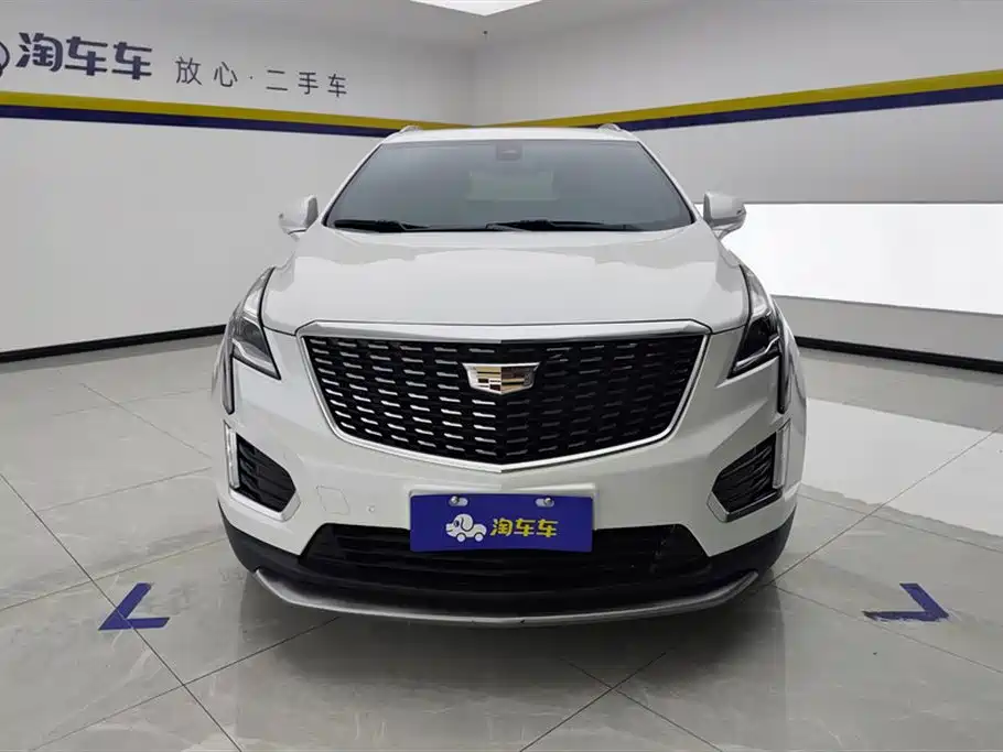 CADILLAC XT5