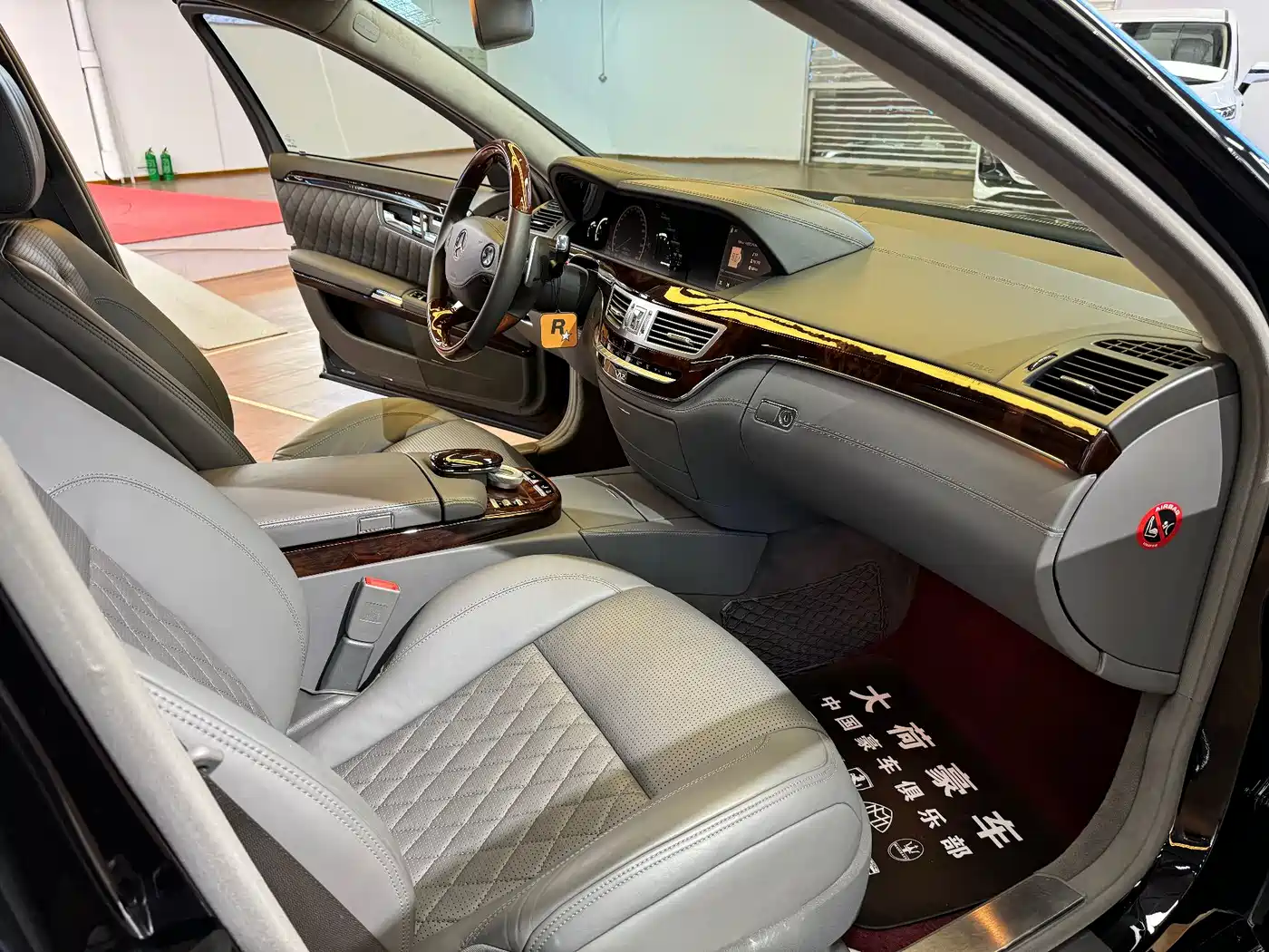Mercedes-Benz S-Class AMG 2007 Model AMG S 65 фото 33