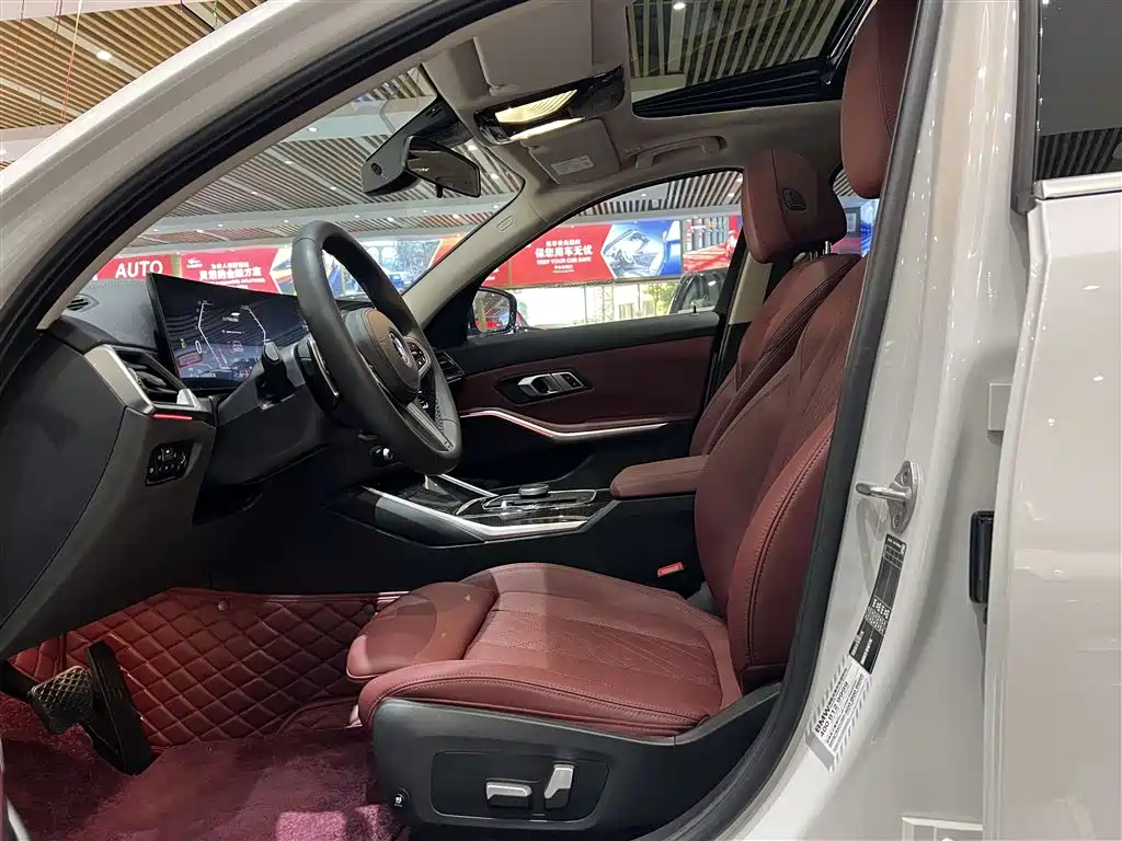BMW 3 Series 2023 325Li M Sport Package фото 10