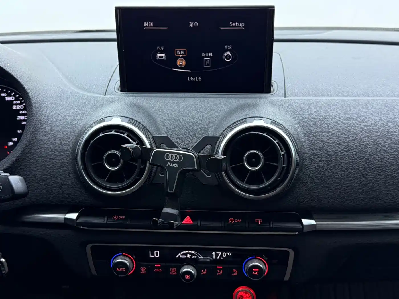 Фото 7 - Audi A3