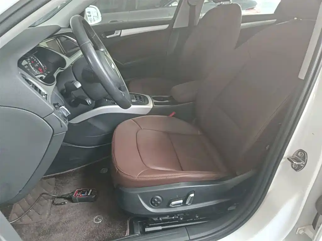 Audi A4L 2016 35 TFSI Collector's Edition Automatic Standard фото 15