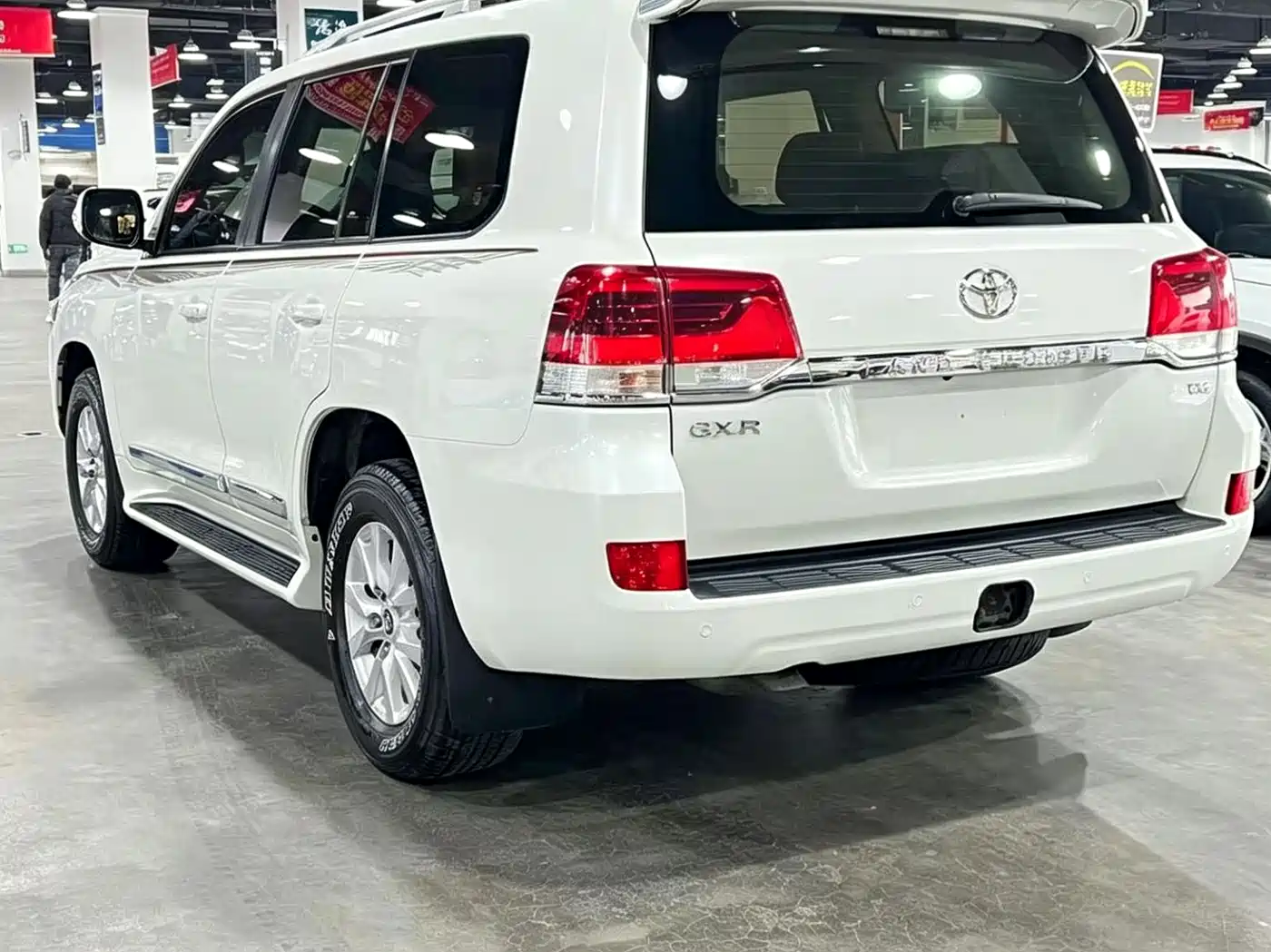 Toyota Land Cruiser (Import) фото 4