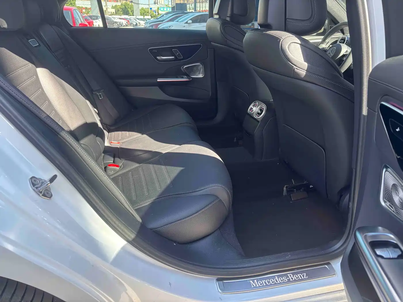 Mercedes-Benz C-Class 2022 Facelift C 260 L Night Edition Sport фото 10
