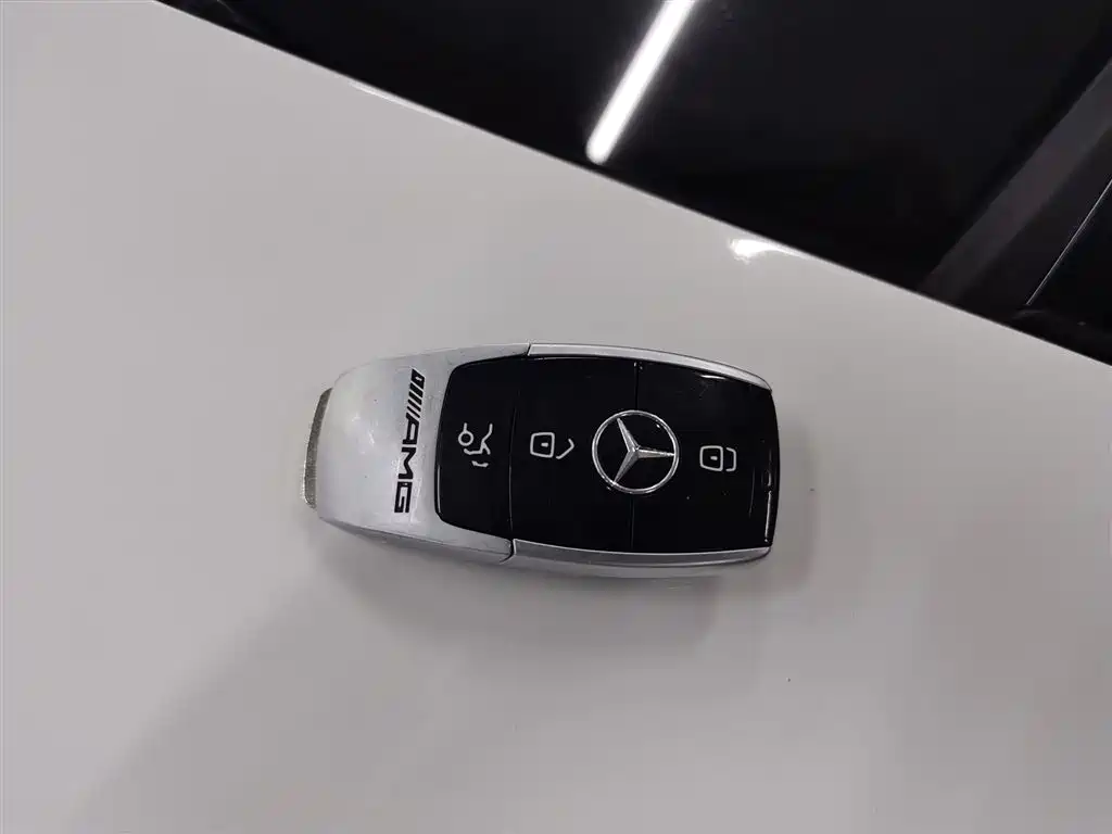 Mercedes-Benz GLC 2016 GLC 300 4MATIC Dynamic фото 9