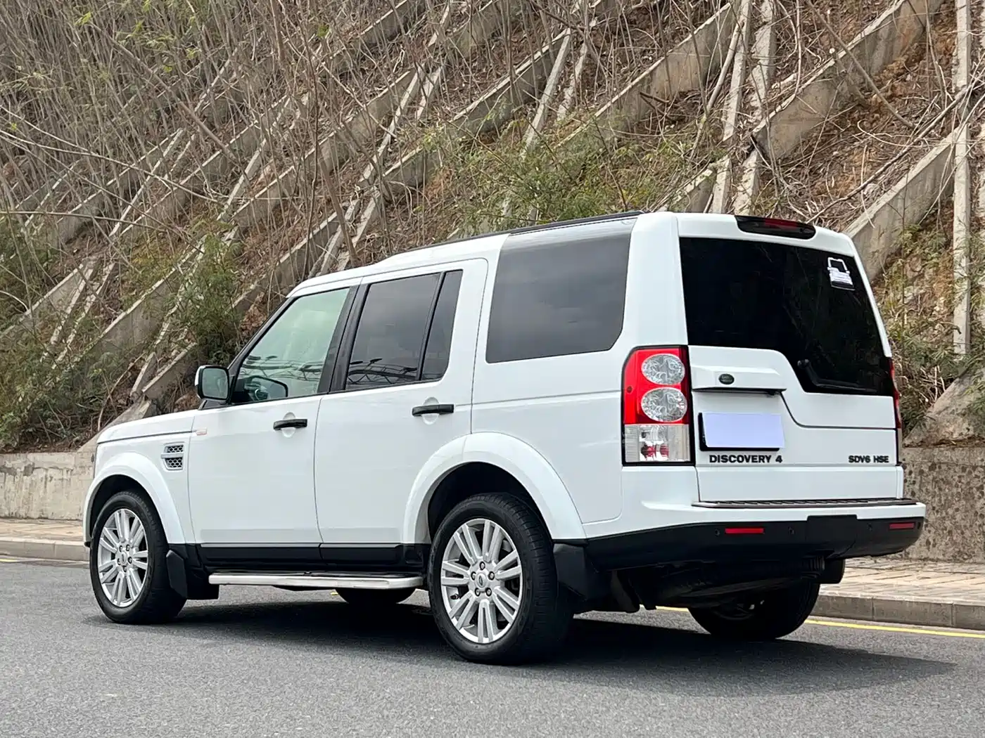 Land Rover Discovery 2011 3.0 SDV6 HSE Diesel фото 22