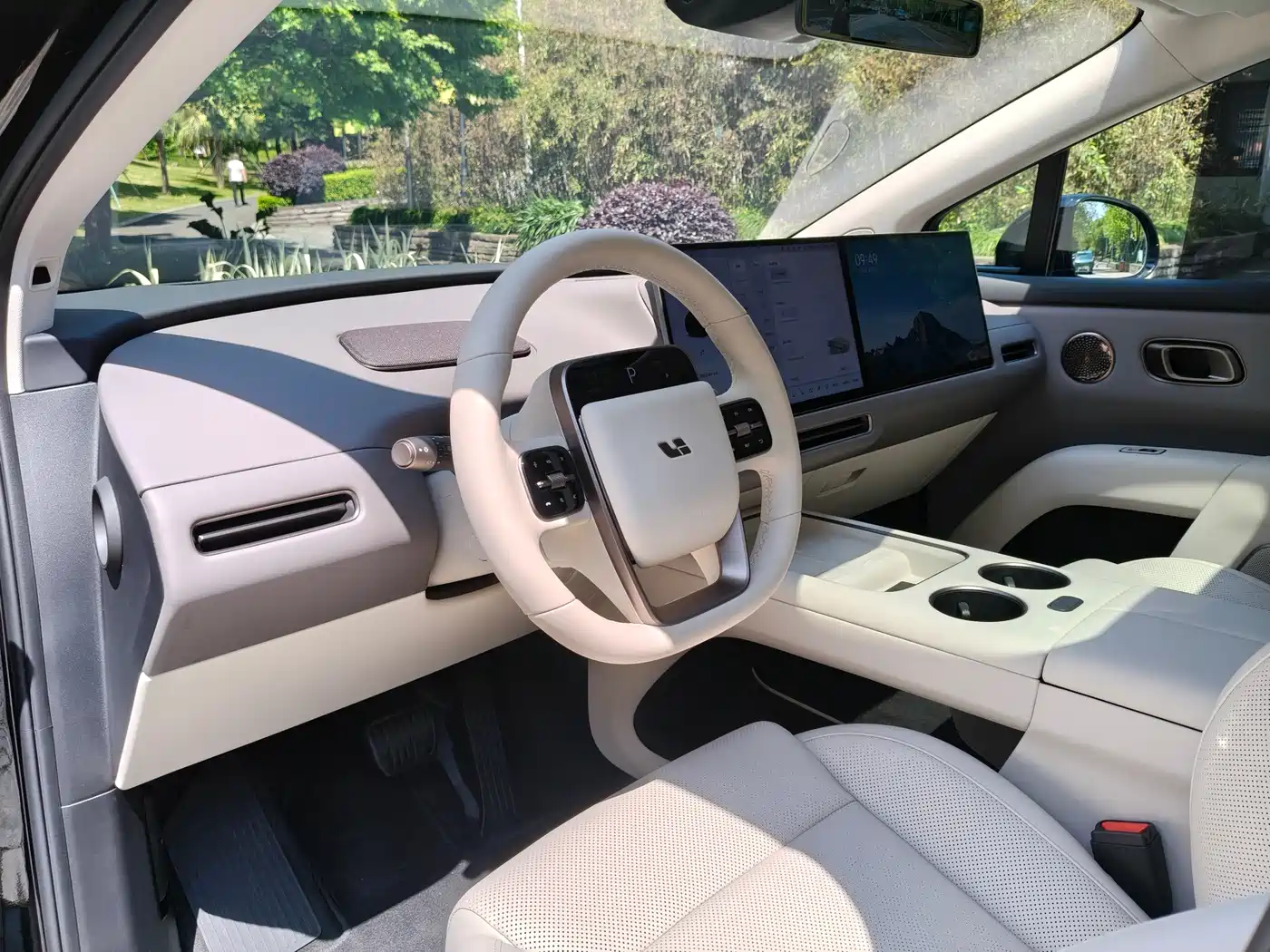 Li Auto Li i8 2025 2025 Standard Edition