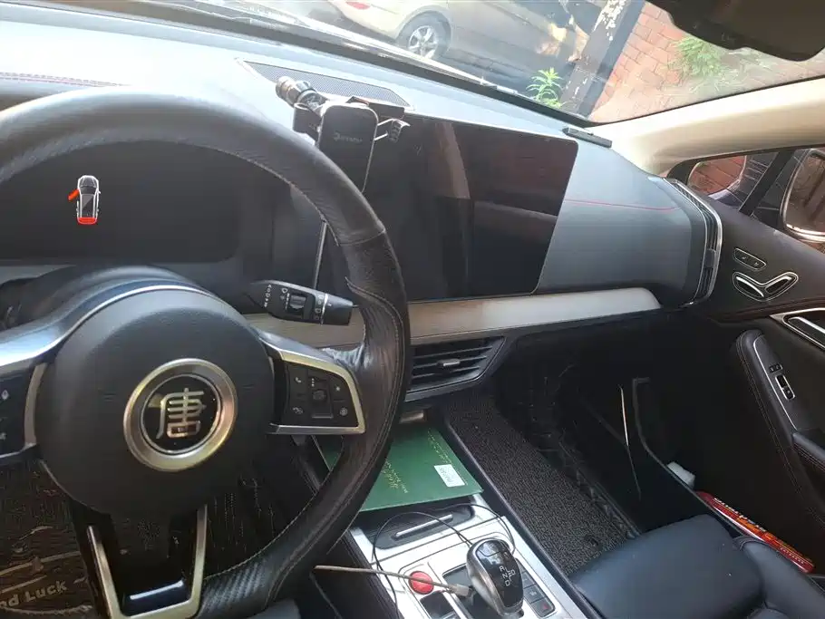 BYD Tang New Energy 2018 DM 2.0T AWD Smart Connection Genesis Edition 7-Seater China V фото 13
