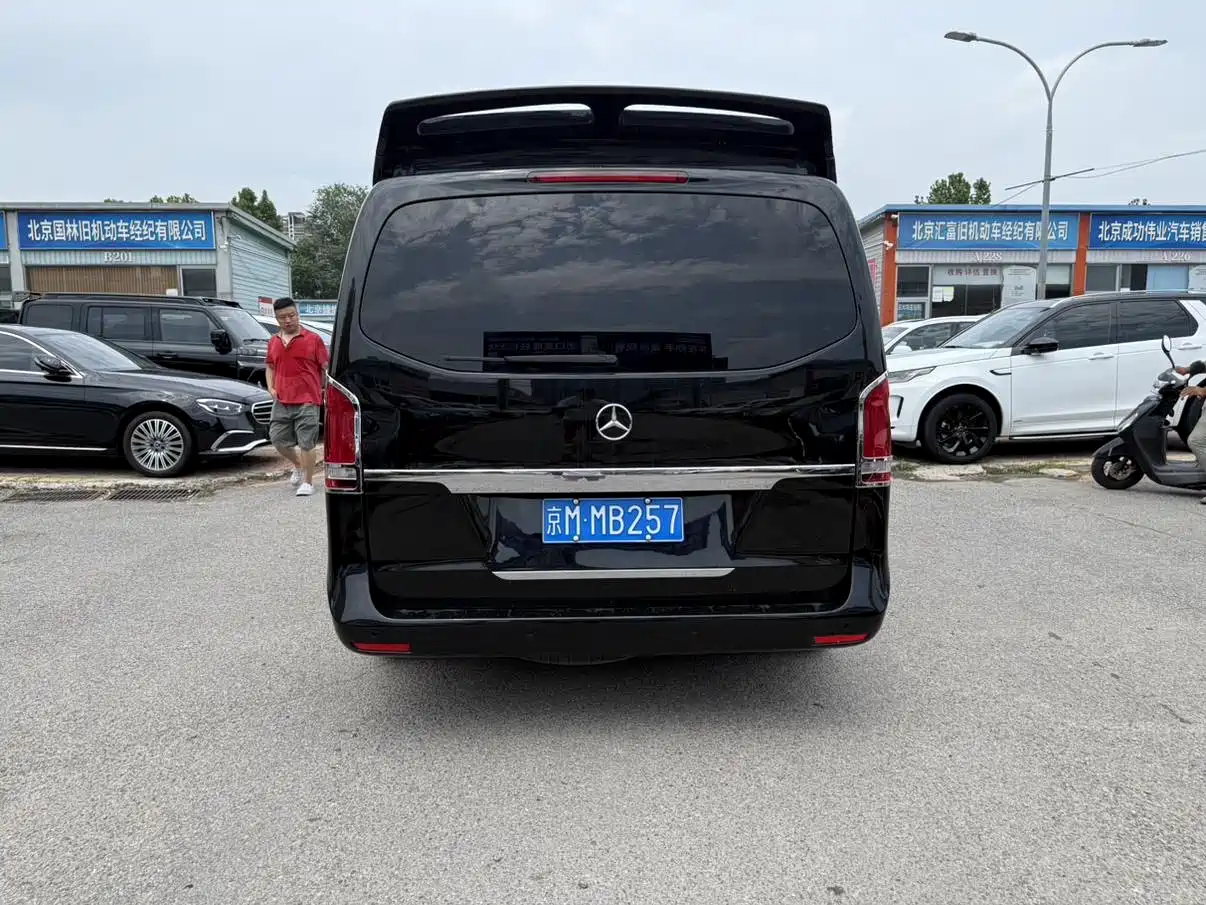 MERCEDES-BENZ V CLASS