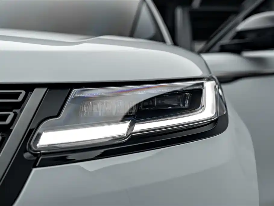Land Rover Range Rover Velar 2024 Dynamic SE фото 30