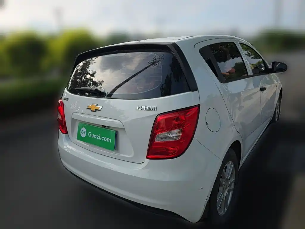 Chevrolet Aveo 2014 2014 Hatchback 1.4SL MT Comfort Edition