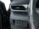 Photo 20 - Toyota Highlander