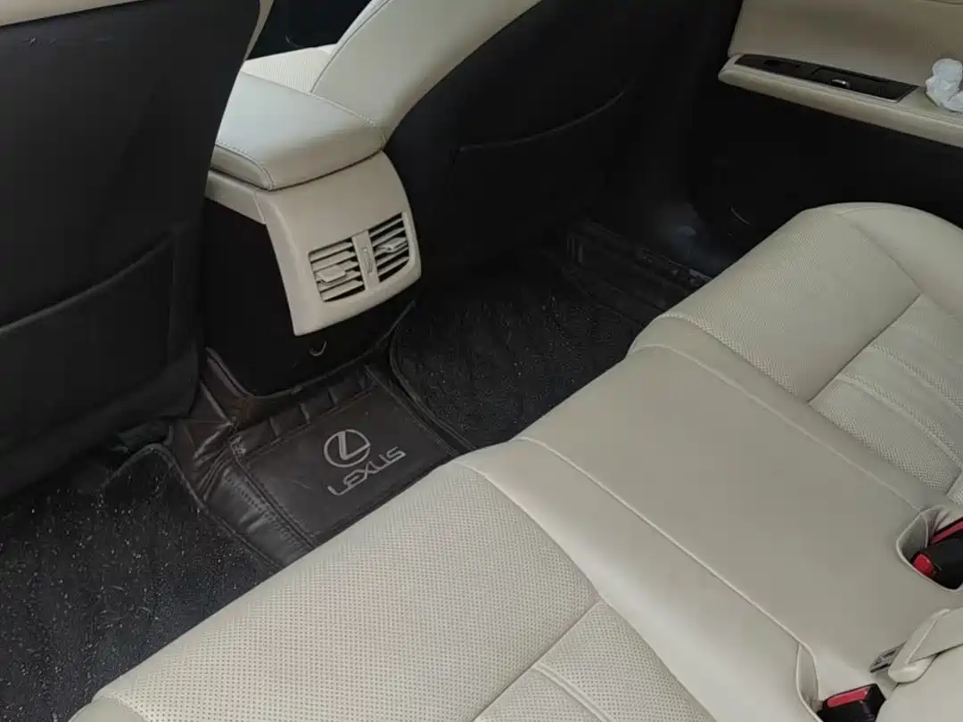 Lexus ES 2015 300h Comfort Edition фото 5