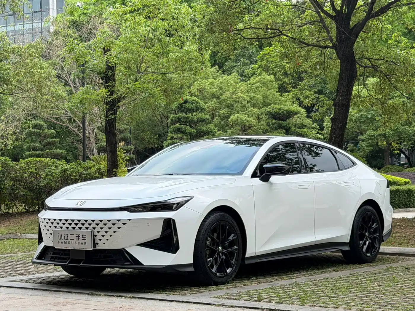Changan UNI-V 2024 1.5T Deluxe