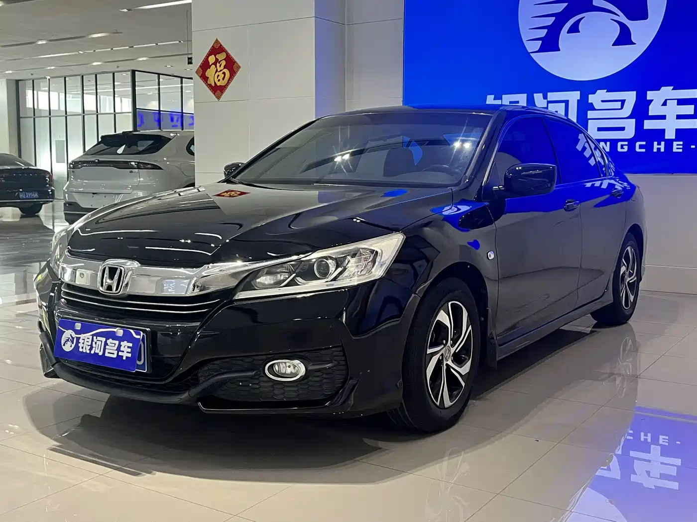 Фото 1 - Honda Accord