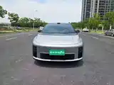 Photo 2 - Li Auto i6