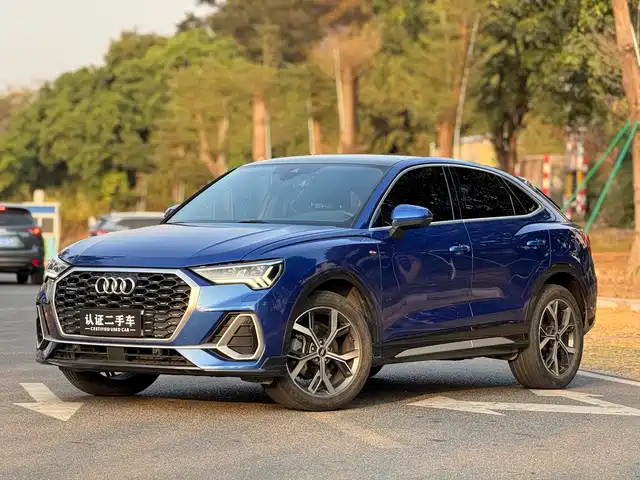 AUDI Q3 SPORTBACK
