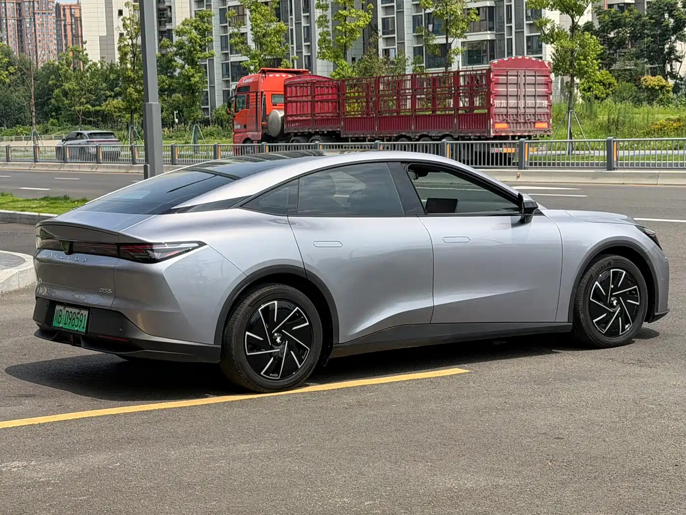 2025 ARCFOX Alpha S5