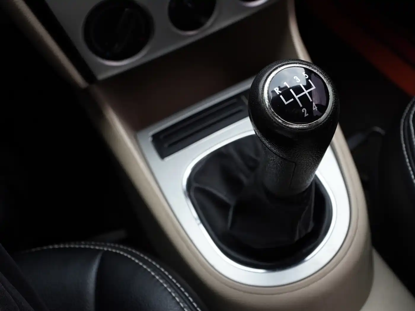 Volkswagen Lavida 2013 1.6L Manual Trend Edition фото 8