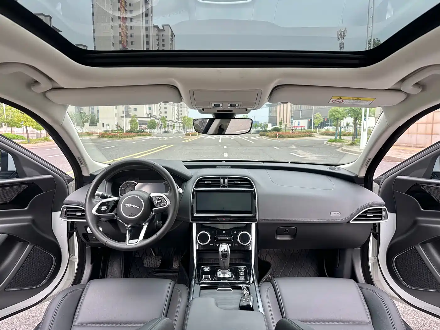 JAGUAR XEL